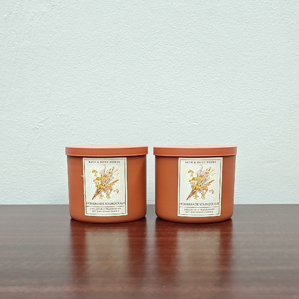 Bath & Body Works White Barn "HOMEMADE SOURDOUGH" 3-Wick Candles - Set of 2